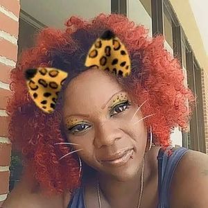 Meet your Posher, Angela